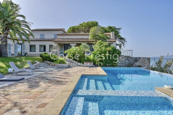 WATERFRONT VILLA FOR RENT - PORTICCIO - REF PR002